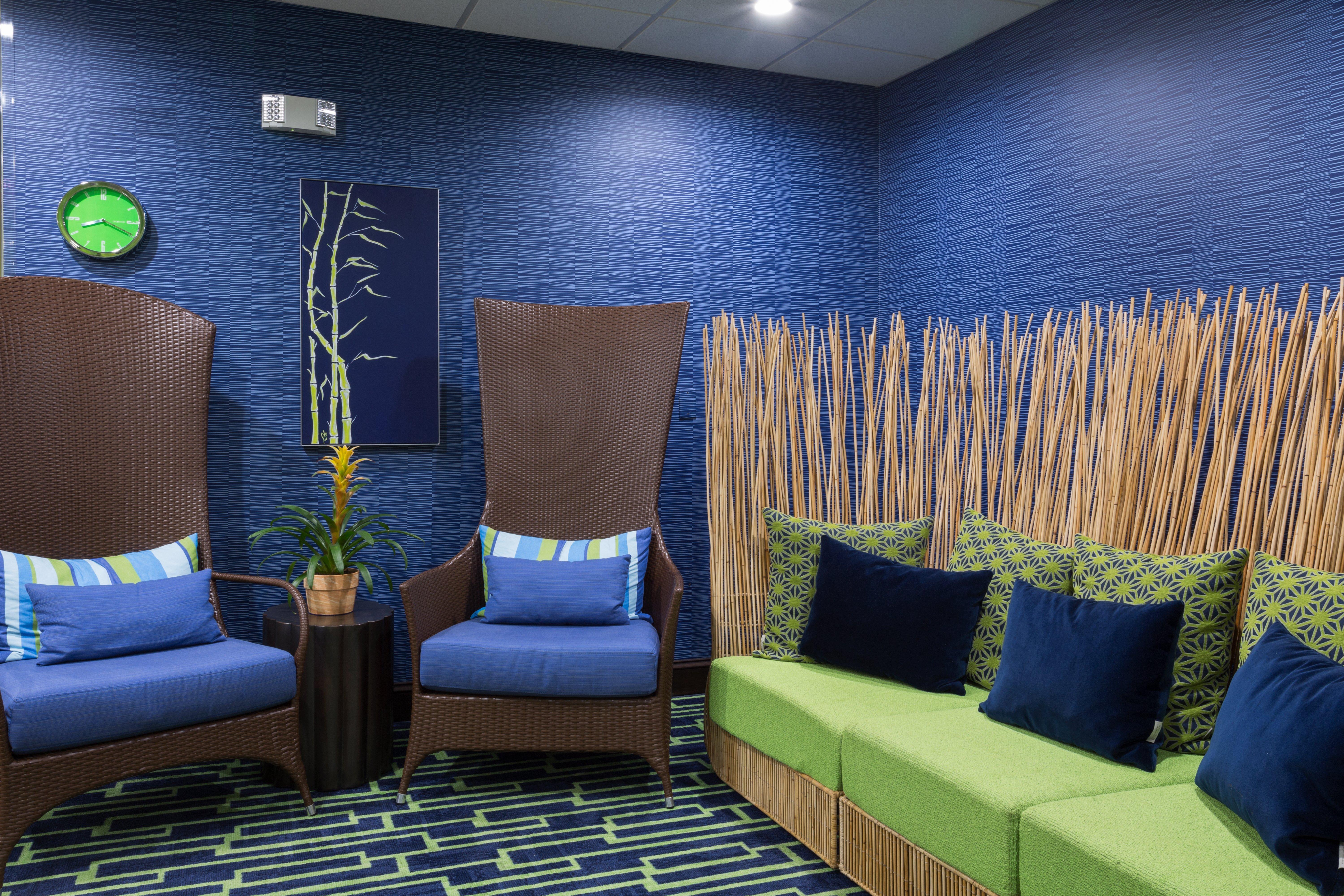 Holiday Inn Express & Suites Plant City By Ihg Exterior foto